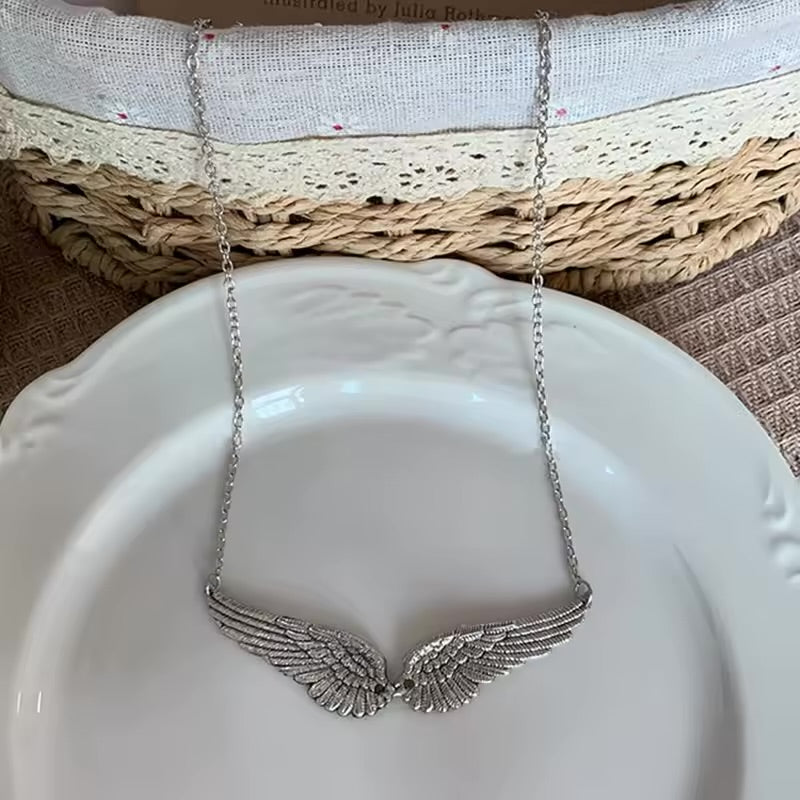 Heaven never left necklace